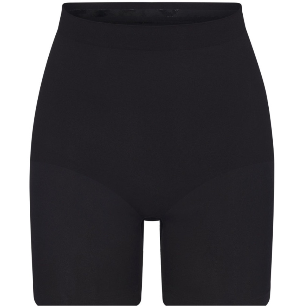 Seamless Sculpt Mid Waist Mid Thigh Short